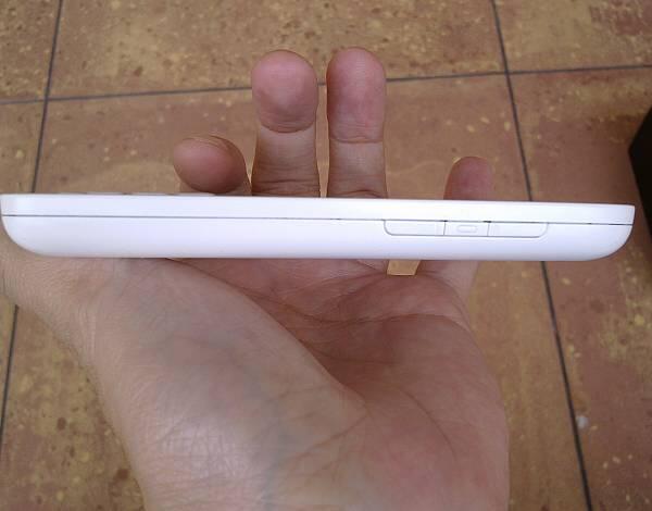 Dijual Blackberry Q5 White garansi Berindo T cell s/d februari 2016