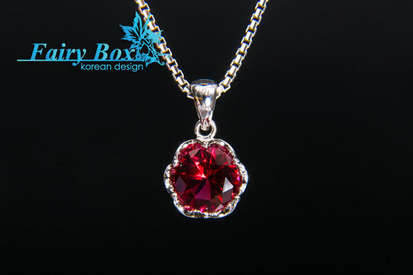 Красивая подвеска с красным камнем. Ободок золотой садовод аида. Shu jewelry. Shu jewelry. Shu jewelry.