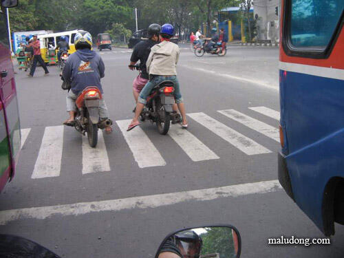 HANYA di INDONESIA