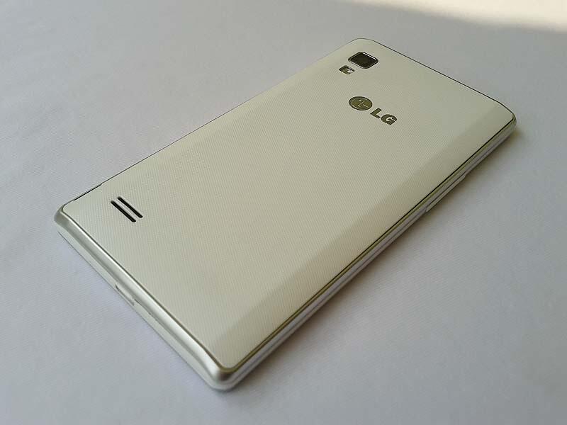 LG Optimus L9 P765 - Mulus, Murah, Malang