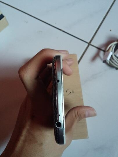 Samsung Galaxy S4 Fullset Eks SEIN Bonus Murmer