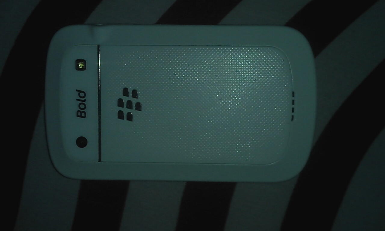 BLACKBERRY DAKOTA 9900 MASIH GARANSI COMTECH