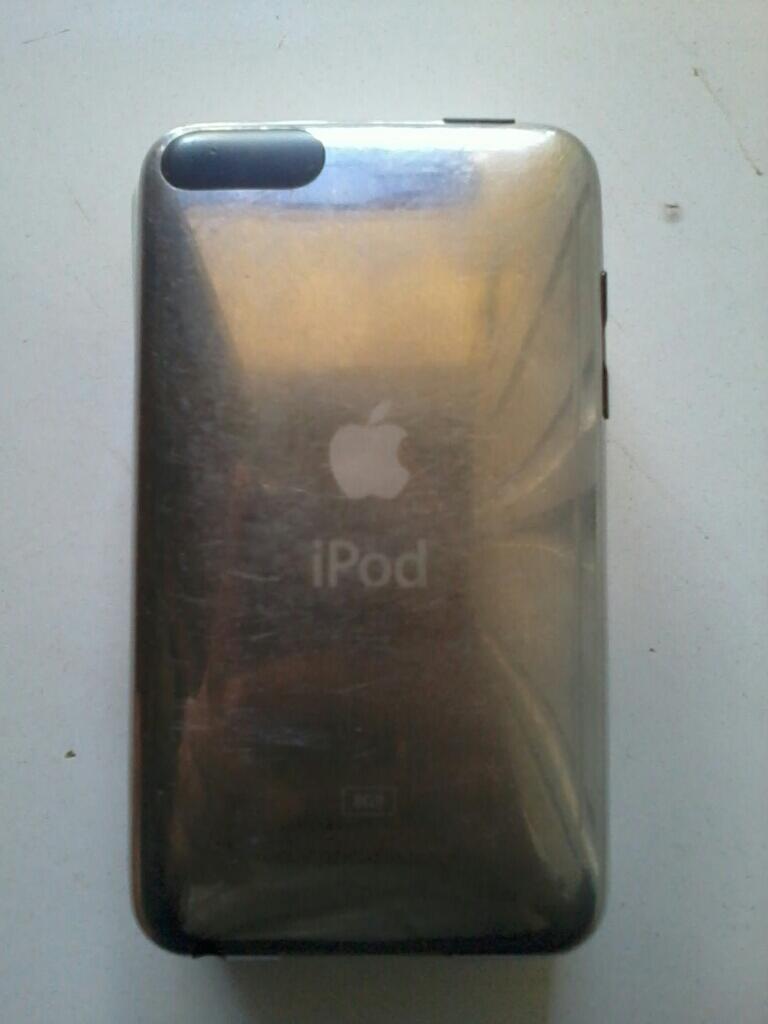 IPOD TOUCH GEN 3 8GB HITAM