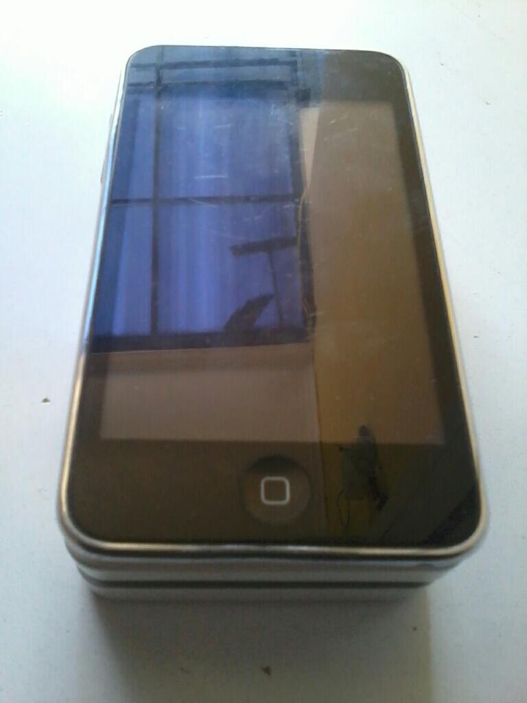 IPOD TOUCH GEN 3 8GB HITAM