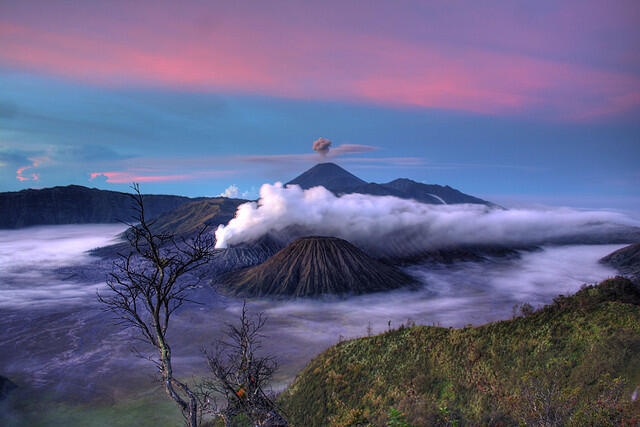 Foto-foto Menakjubkan Bumi Kita Yang Indah Oleh Lonely Planet