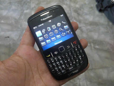 BB Curve 8530 Aries CDMA Black Malang Kota