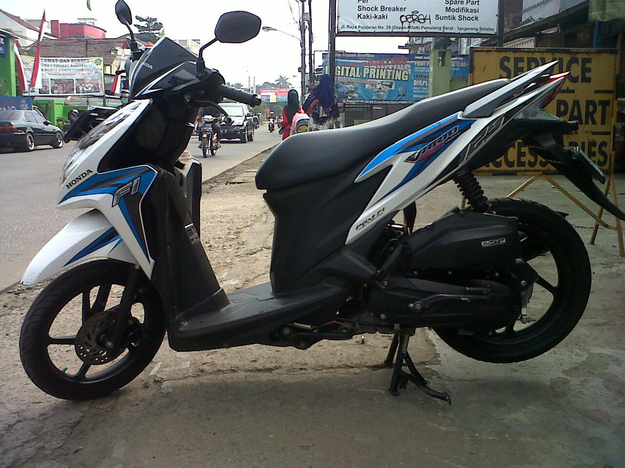 Terjual NEW VARIO TECHNO 125 PGM FI 2013 UNIT TERBATAS