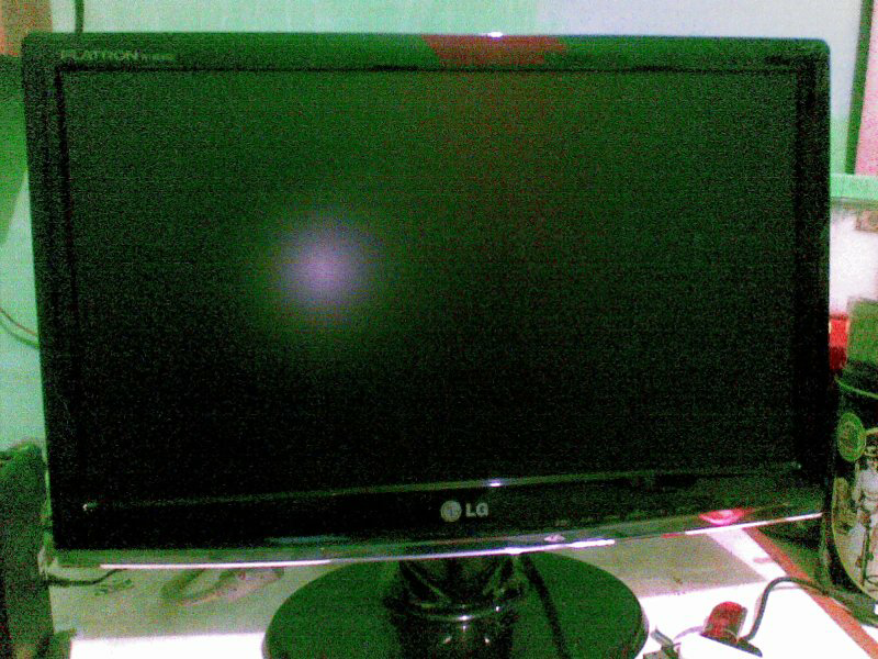 CPU AMD Phenom X4 dan LCD LG 19" Murmer