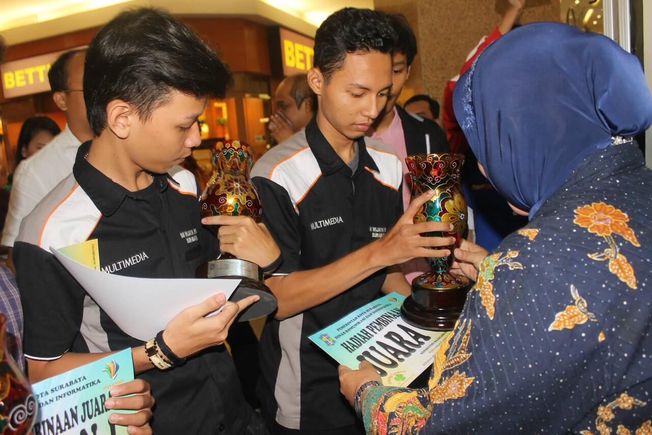 &#91;Prestasi Pertamax&#93; Juara 2 Lomba Madig Tk. Surabaya