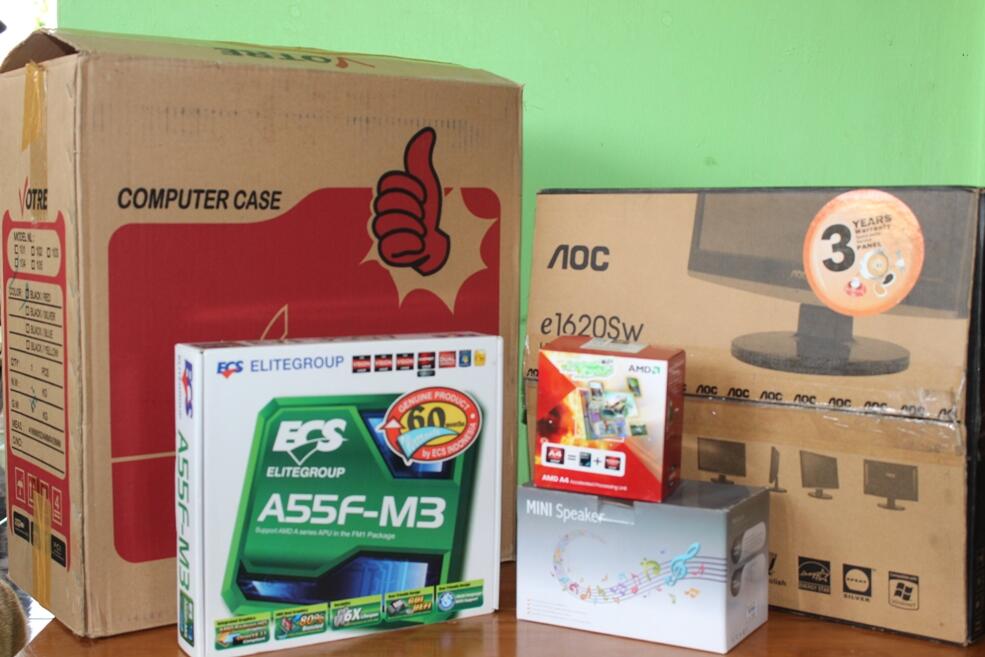 PC AMD APU A4 3300 (Radeon HD 6410) + LED AOC 15.6" + Bonus Mini Speaker (BOGOR)