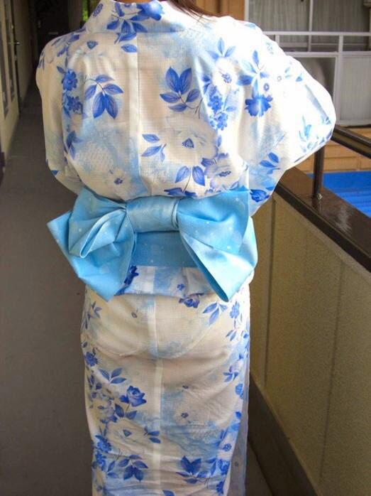 (Full Mulustrasi) Kecaman Kimono Transparan Yang Sedang Trend Di Jepang