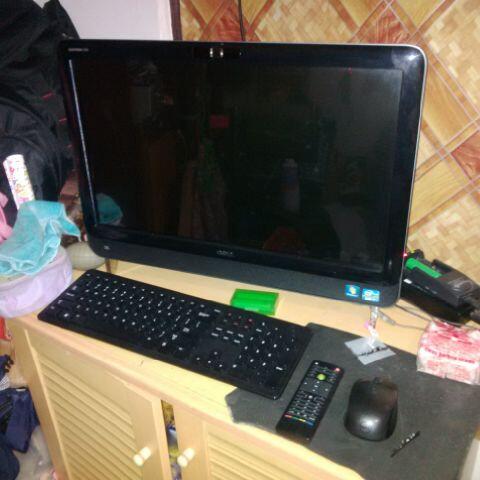 Jual DELL Inspiron One 2320 (Core i7-2600S) All In One