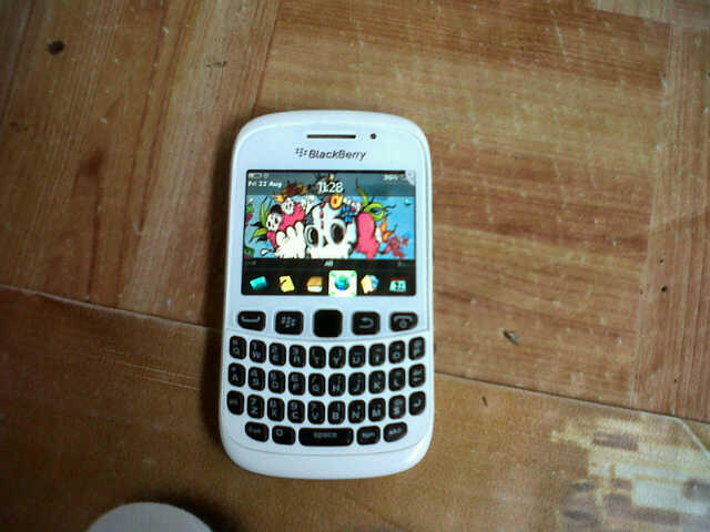 Blackberry 9320