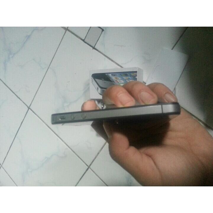 jual iphone 4s 64gb black mulus FU gresik surabaya