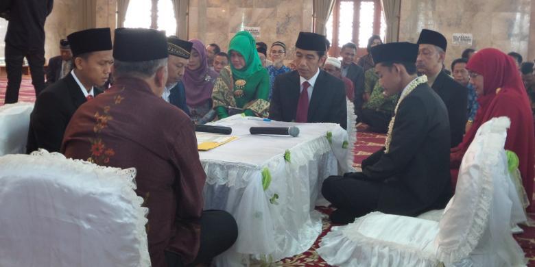 &#91;Wowo Belum Pernah...??&#93; Jokowi Jadi Saksi Nikah Relawan