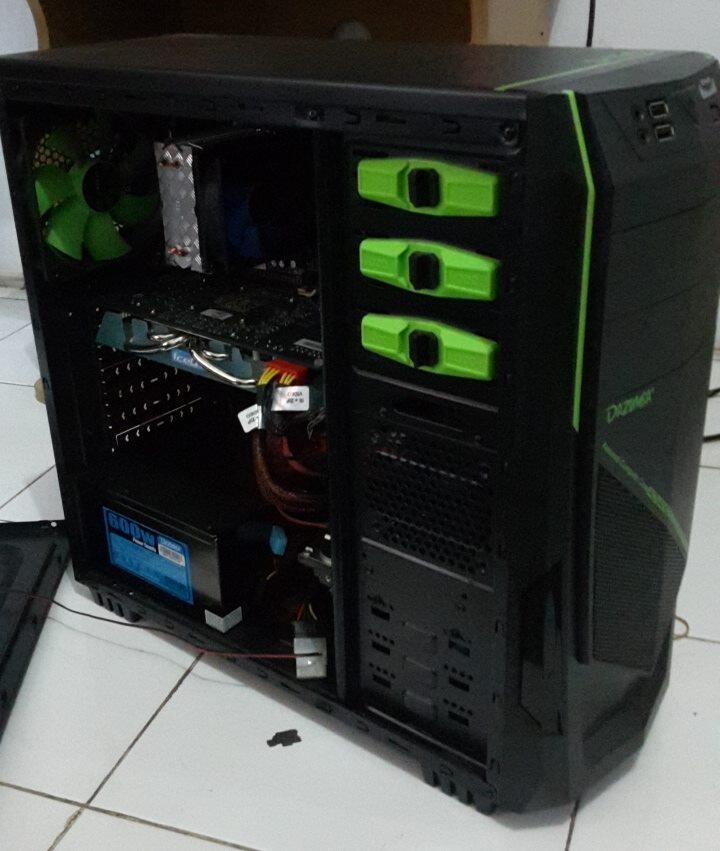 CPU Gaming AMD Casing Kerenn....