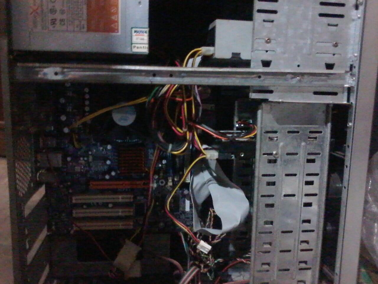 CPU P4 3.06Ghz LGA775 DDR1Gb HD40Gb