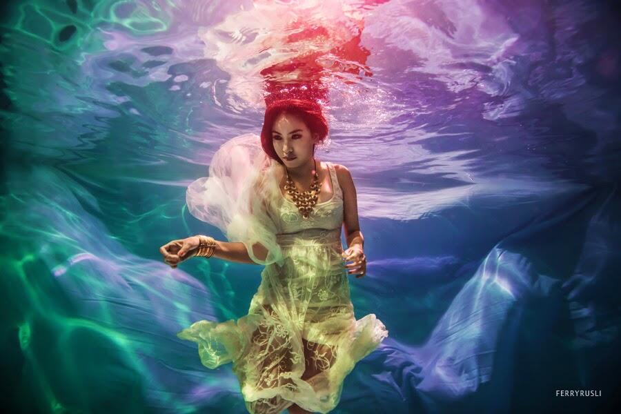 &#91; SHARING &#93; &#91; gallery &#93; Underwater Fashion Photography