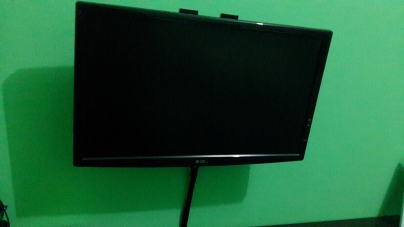 PC Lenovo Edge72-BKA
