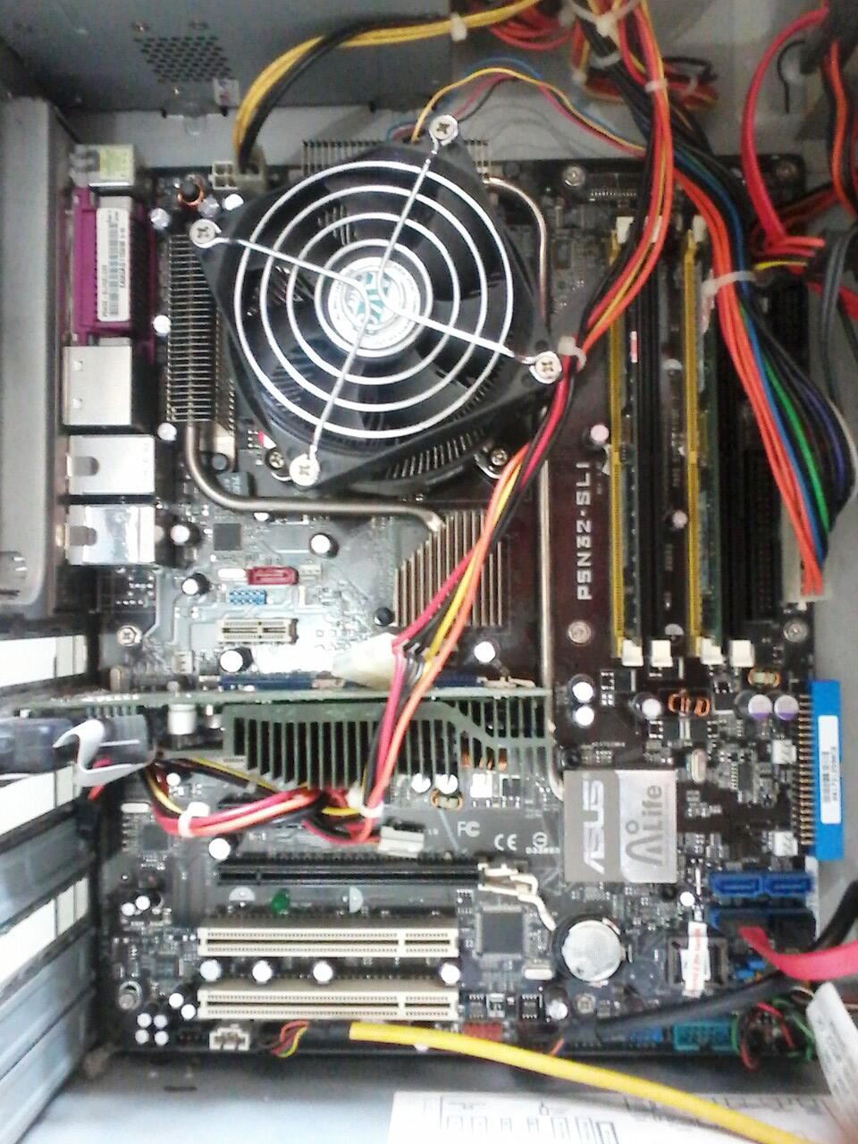 CPU Intel P4 LGA 3.0 GHz / Mobo ASUS Ai Lifestyle Gaming edition