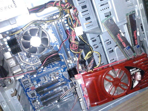 Paket Komputer Core2Quad Mantap Gaming / Desain Grafis, bisa ketengan (Bandung)