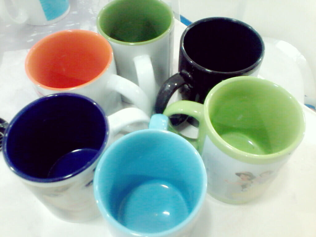mug i color desain sesuai pembeli (bebas)