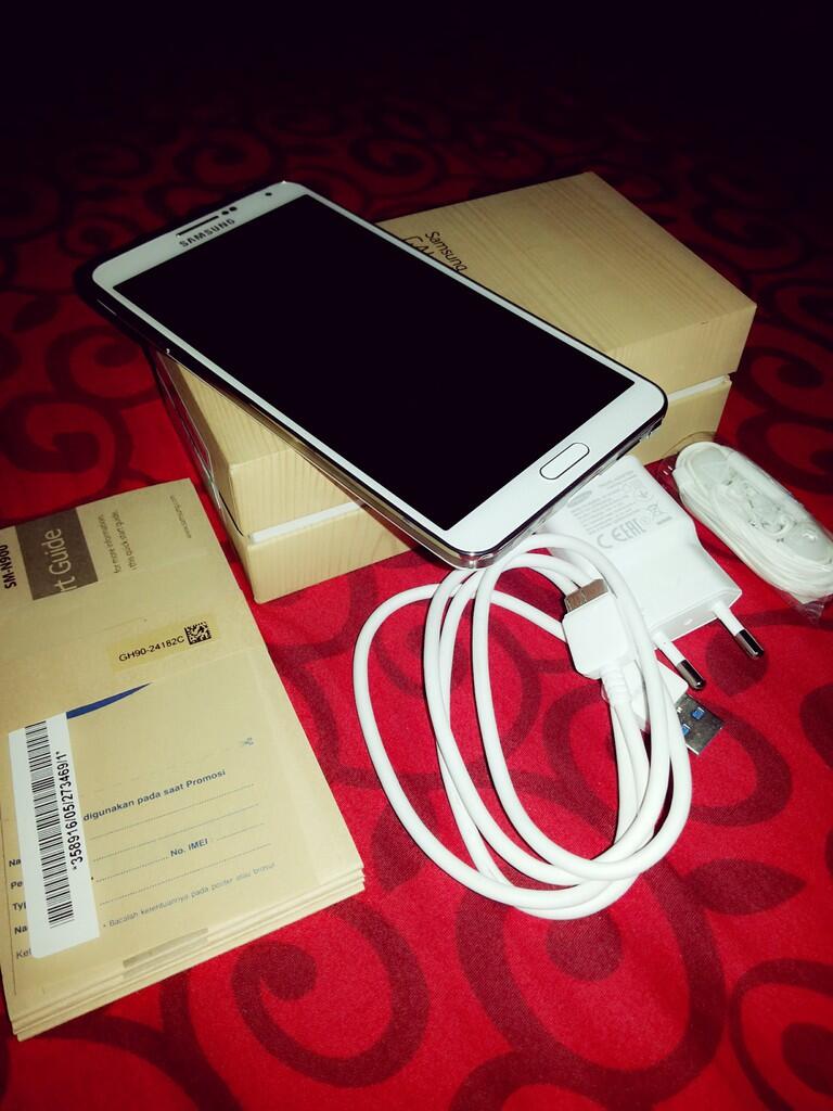 Samsung Galaxy Note 3 N900 32Gb SEIN 2 Bln Pakai Bandung