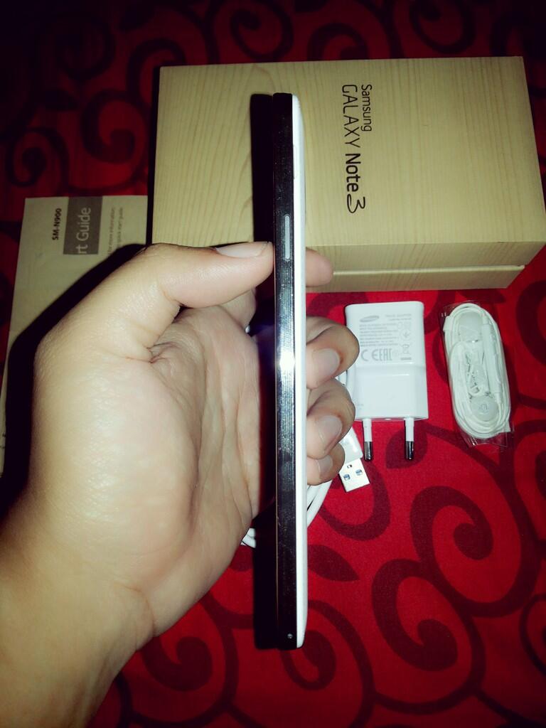 Samsung Galaxy Note 3 N900 32Gb SEIN 2 Bln Pakai Bandung