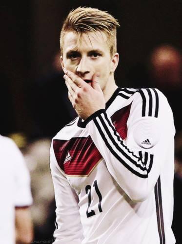 Kisah Persahabatan Antara Mario Gotze &amp; Marco Reuss. &#91;Sedih, Haru dan Keren!&#93;