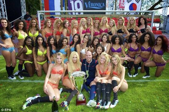 Belanda menjadi juara Piala Dunia 2014 &#91;Agak BB&#93;