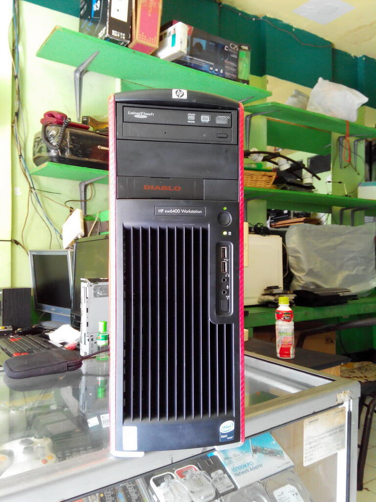 KOMPUTER SERVER HP WORKSTATION XW6400 OCTA CORE ( 8CPU ) CUMA 2JTAN