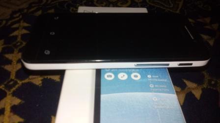 ASUS ZENFONE 4 PUTIH