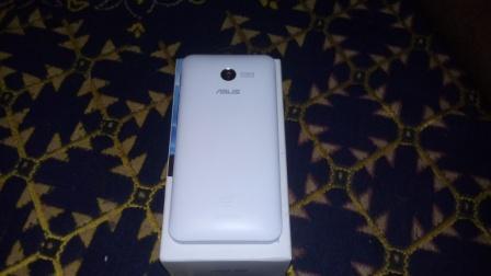ASUS ZENFONE 4 PUTIH