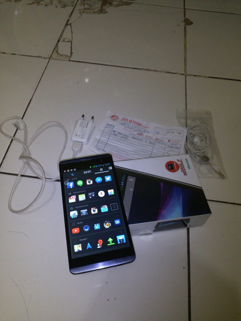 Andromax Z Black Like New