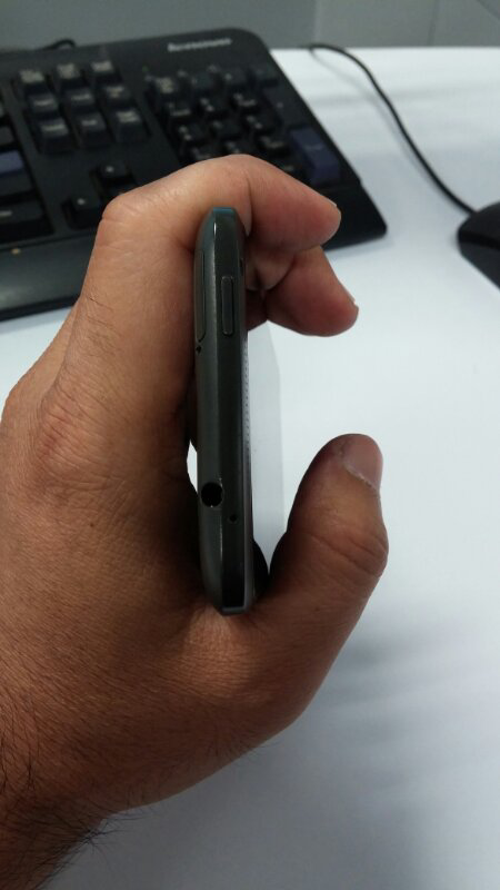 wts HTC One x 32gb ex TAM