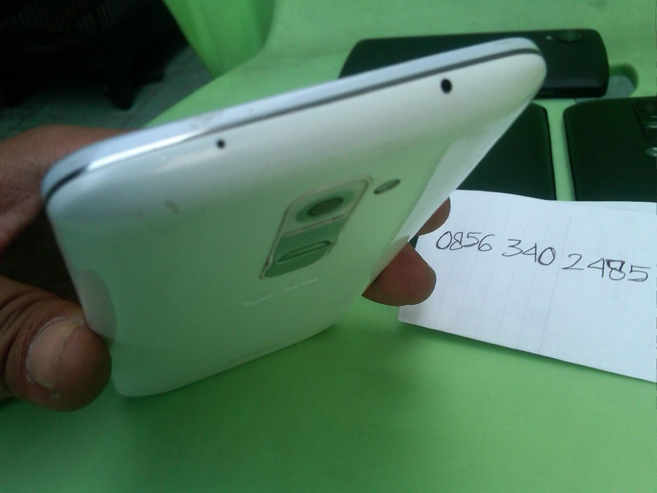 "BEAUTIFUL MONSTER" camera 13mpx, layar 5,2", 32gb BIKIN NGILER
