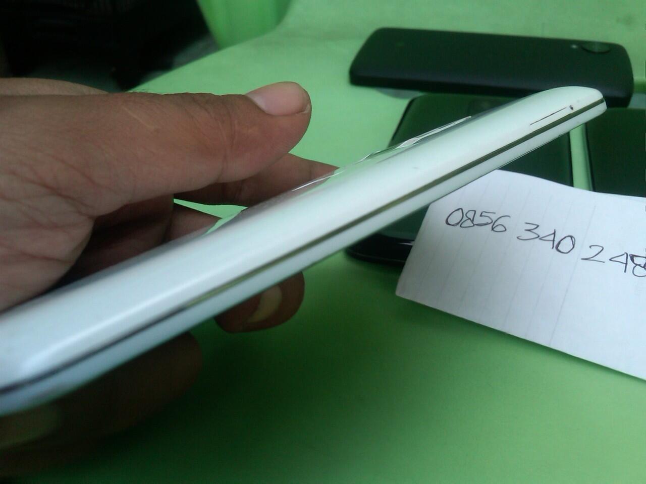 "BEAUTIFUL MONSTER" camera 13mpx, layar 5,2", 32gb BIKIN NGILER
