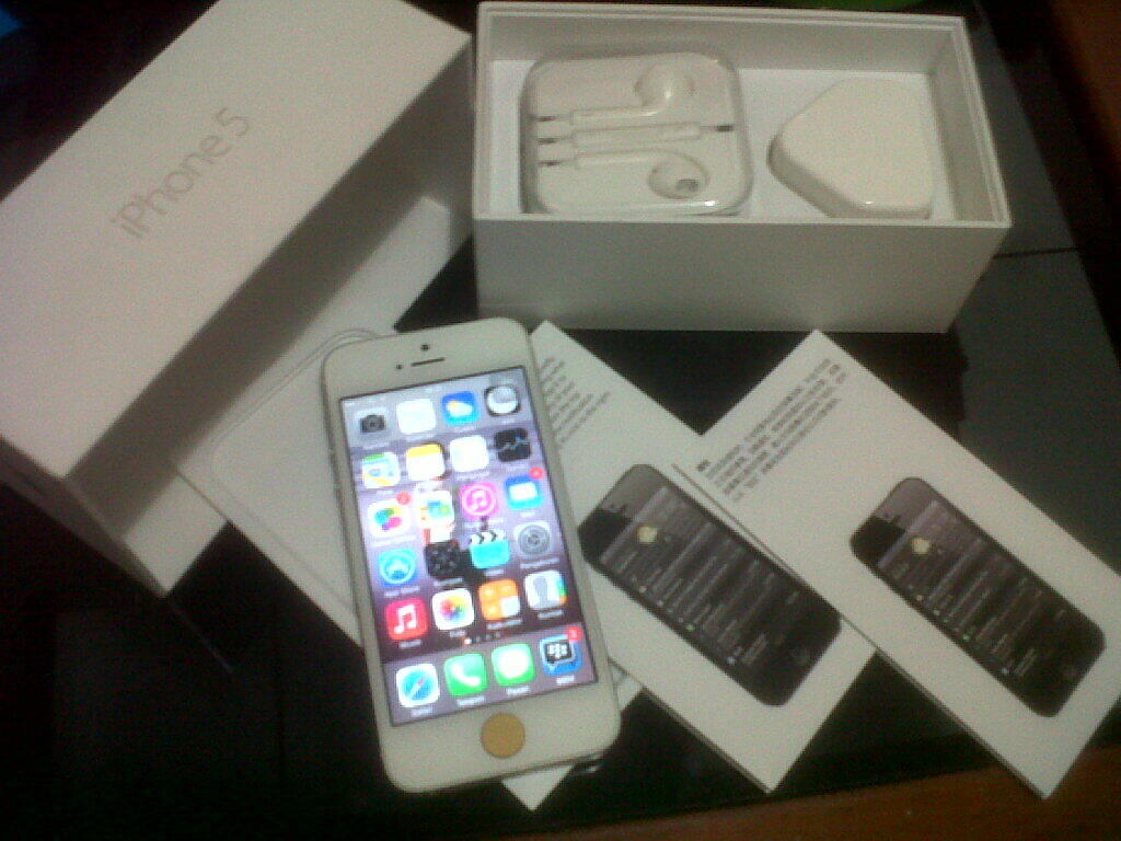 Apple iPhone 5 Muluss, Samsung Galaxy S3. .. Masuk gan