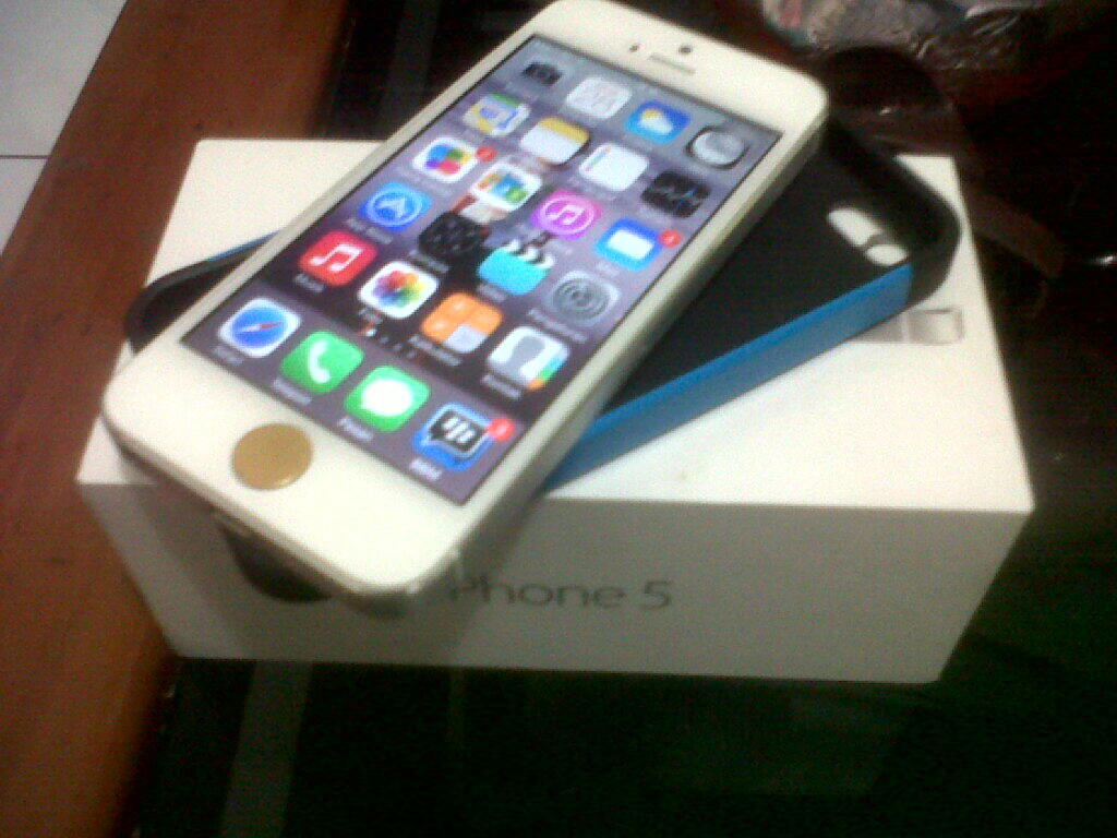 Apple iPhone 5 Muluss, Samsung Galaxy S3. .. Masuk gan