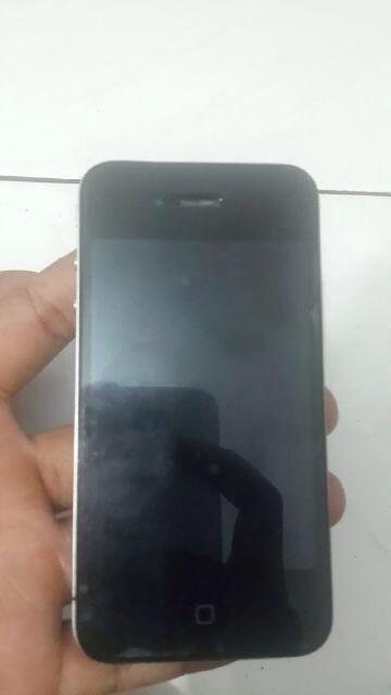 WTS iphone 4G 16 Gb Black