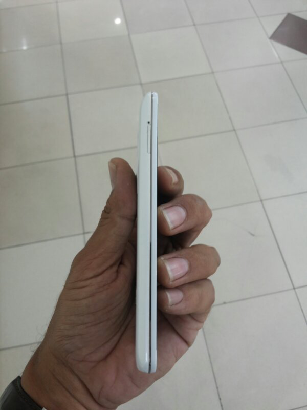 LG G 2 WHITE MULUS BANGET BATANGAN