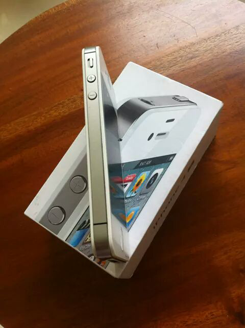 iphone 4G 8Gb ibox