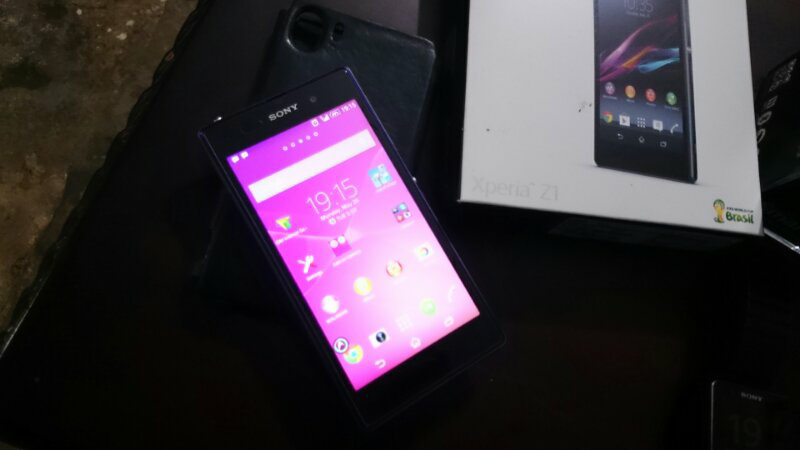 SONY Xperia Z1 purple