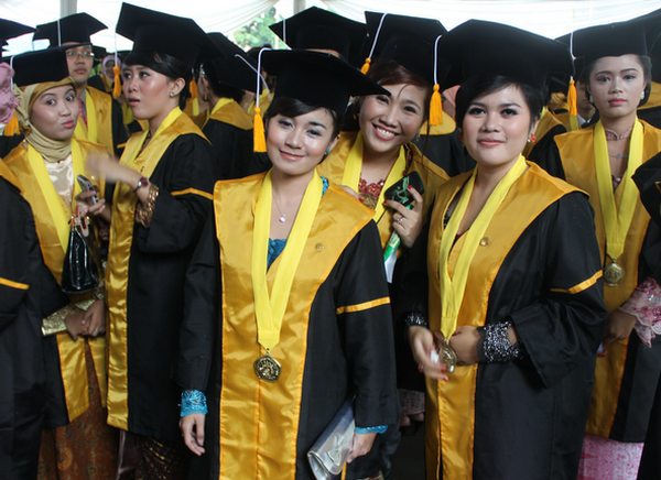 10 hal yg mungkin masuk dalam kategori diharapkan pada hari saat kita diwisuda