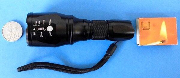 Aneka Senter Cree Ultrafire C8-T6, Q5 zoom,Mini, Romisen Warm, Battery 18650, Charger
