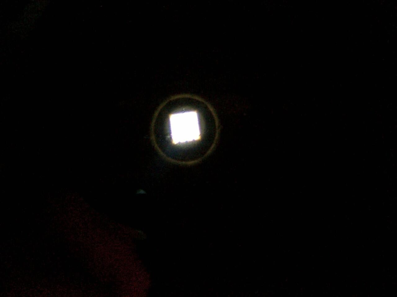 Aneka Senter Cree Ultrafire C8-T6, Q5 zoom,Mini, Romisen Warm, Battery 18650, Charger