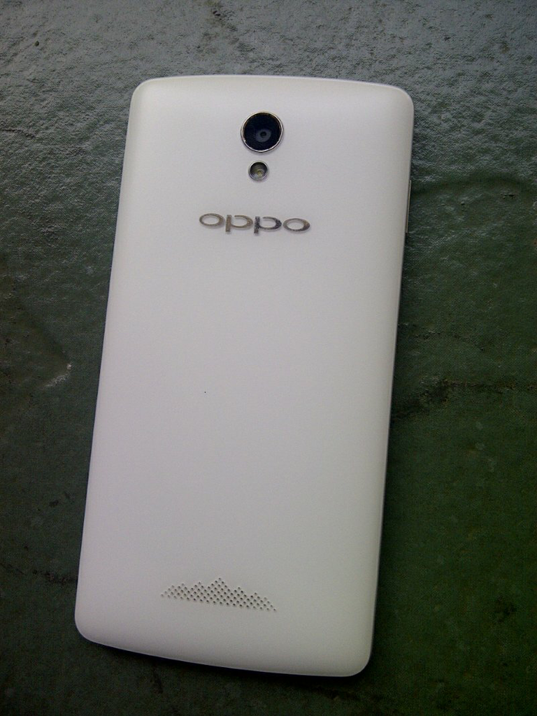 Wts Oppo yoyo r2001 putih | lengkap | mulus | garansi panjang | Bandung