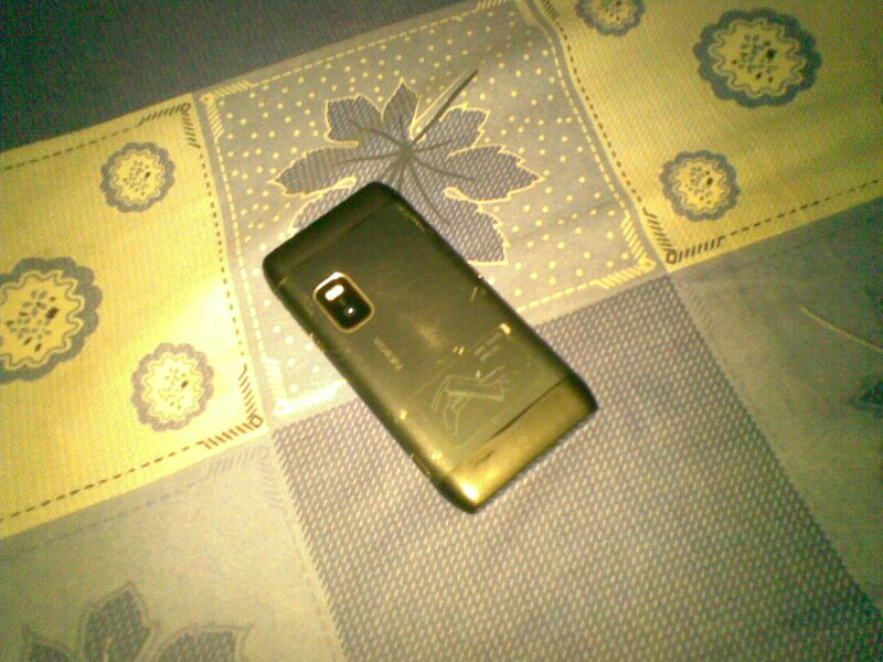 nokia E7 communicator