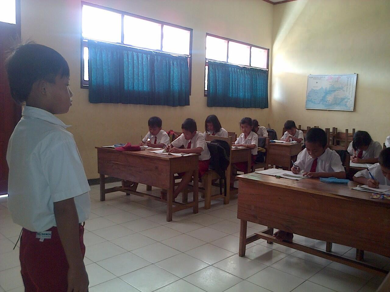 Momen-Momen Di Sekolah Memalukan Tapi Dikenang