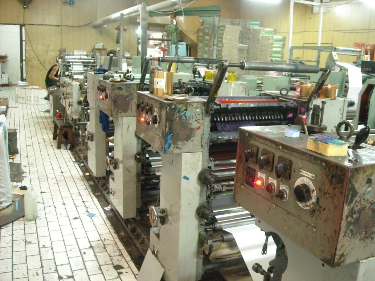 CONTINUOUS FORM KERTAS KOMPUTER CETAKAN